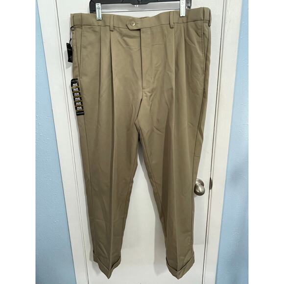 Savane Pants 40x29 Khaki Expandable Waist Cuffed Ankle No Iron Office Preppy NWT - Picture 1 of 7
